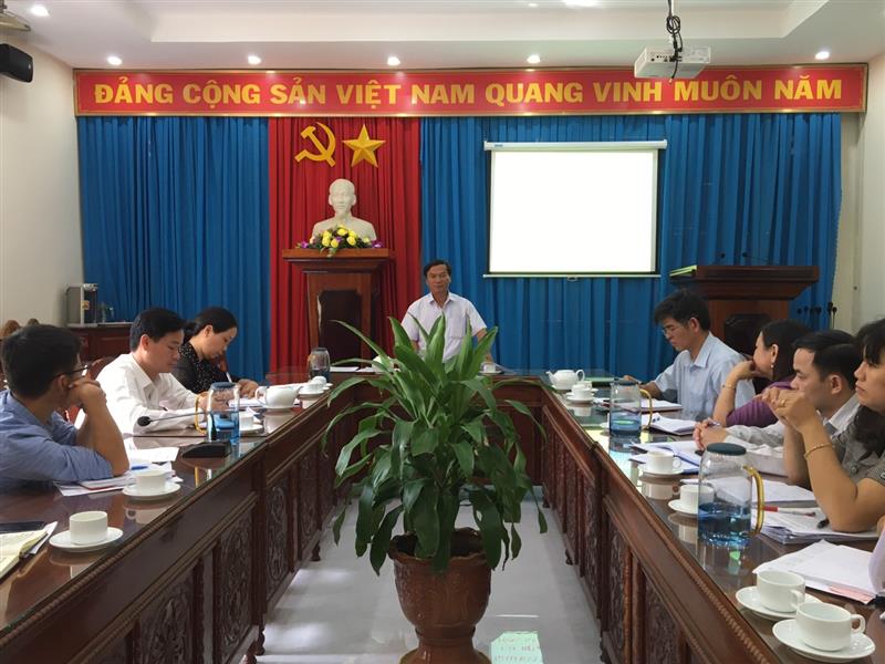 Đồng chí Dương Hùng Cường – Phó Bí thư Thường trực Huyện ủy phát biểu tại hội nghị