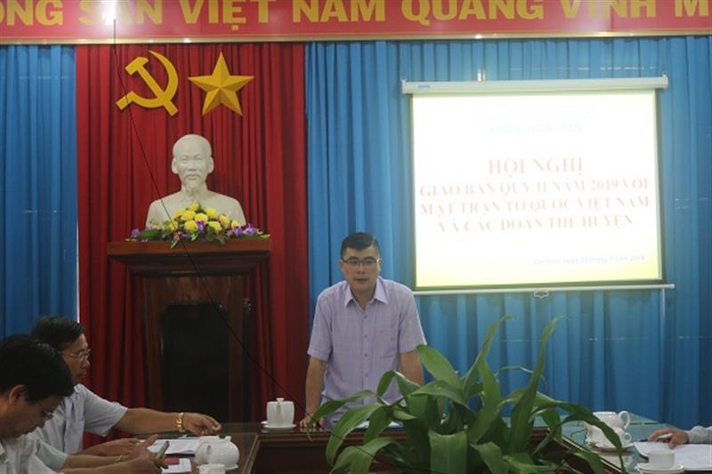Đồng chí Nguyễn Khắc Bình - Phó Bí thư Thường trực phát biểu tại hội nghị (ẢnhVT)
