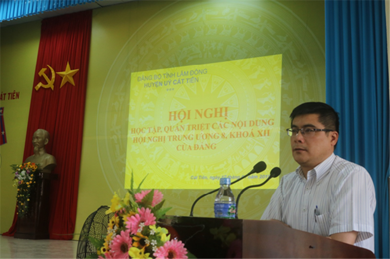 Đồng chí Nguyễn Khắc Bình phát biểu khai mạc Hội nghị
