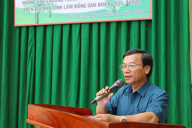 Phó Bí thư Thường trực Huyện ủy, Chủ tịch HĐND huyện Dương Hùng Cường phát biểu tại buổi lễ