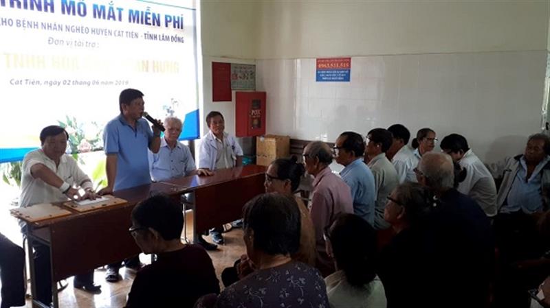 Ảnh Chi Hội Bảo trợ BNN-NTT-TMC Trung tâm y tế huyện Cát Tiên  phối hợp tổ chức khám mỗ mắt thay thủy tinh thể miễn phí cho bệnh nhân nghèo 